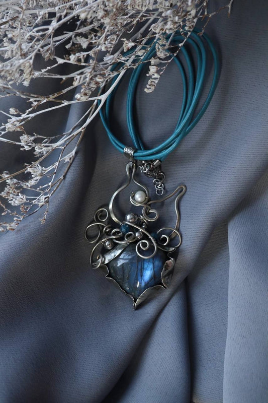 Pendant "Blossom of the Soul"